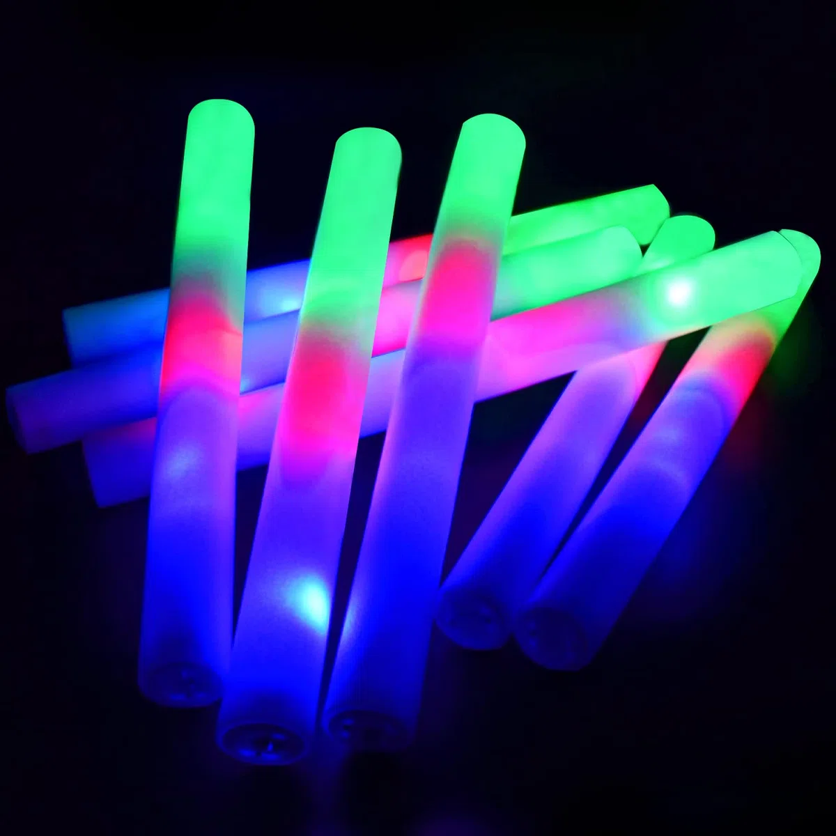 M.best Barras luminosas a granel, paquete de 30 varillas de espuma con luz LED con 3 modos, varitas que brillan en la oscuridad, suministros de fiesta para cumpleaños, boda, Navidad, Halloween, raves,