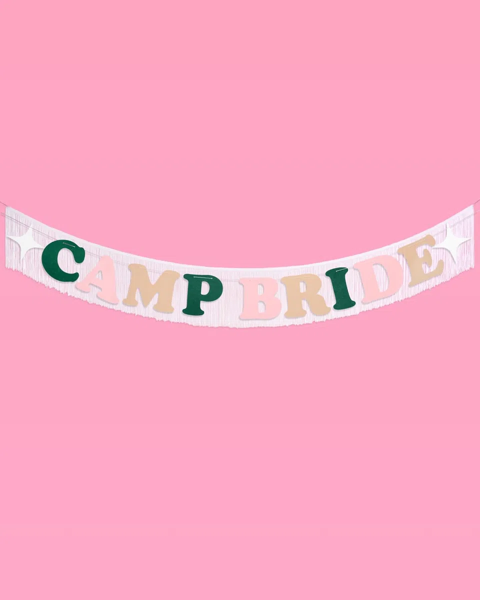 xo, Fetti Banner de flecos de novia de campamento, fieltro, 5 pies | Decoración de despedida de soltera, despedida de soltera, regalo de dama de honor, suministros de despedida de soltera, telón de